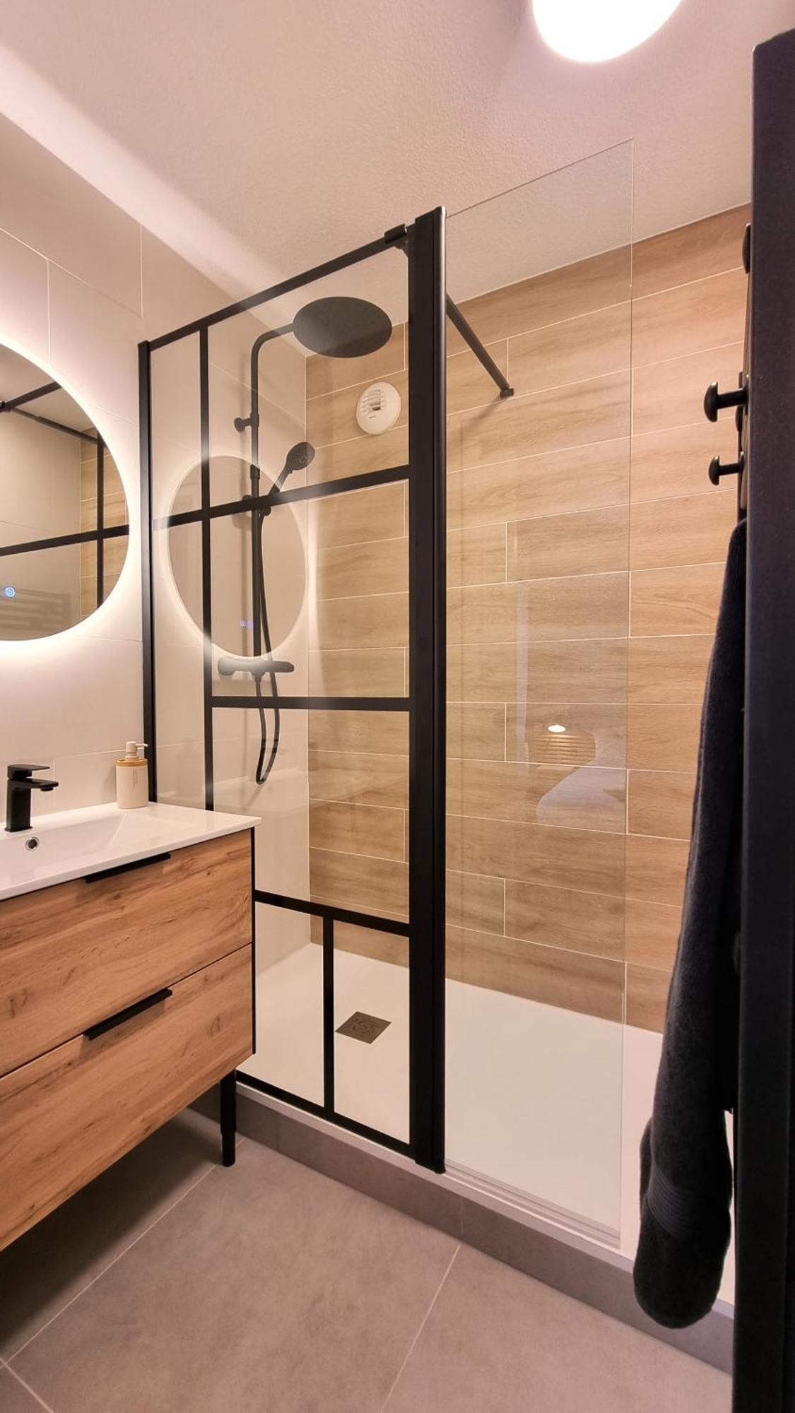 T2 Quartier Mermoz, 2 Places De Parking Privees 파미에 외부 사진
